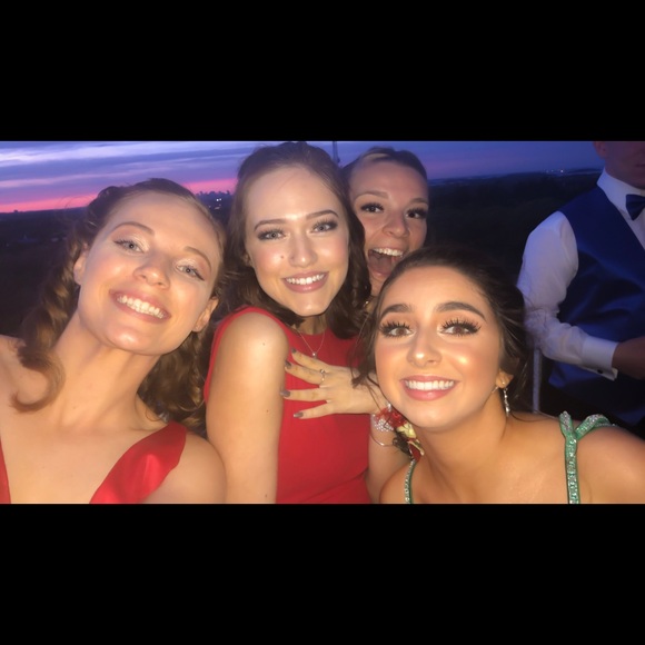 Meet your Posher, Maggie - Picture 4 of 4